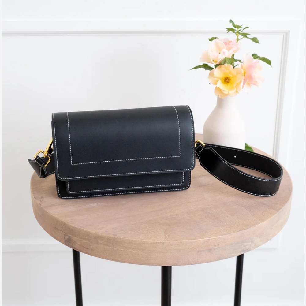 Elegant Black Crossbody Bag